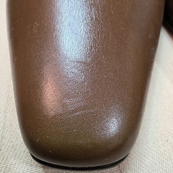 TALBOTS | BROWN LEATHER PUMPS | SIZE 6.5 M - Picture 4 of 9